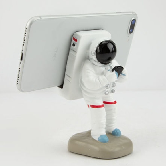 Laboratory 29 Other - Spaceman Astronaut Phone Stand Charging Dock